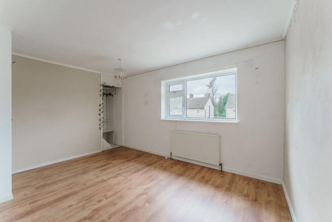 3 bed Semi-Detached for sale Image 12