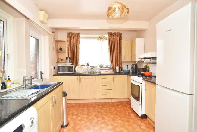 2 bed Terraced for sale Image 4