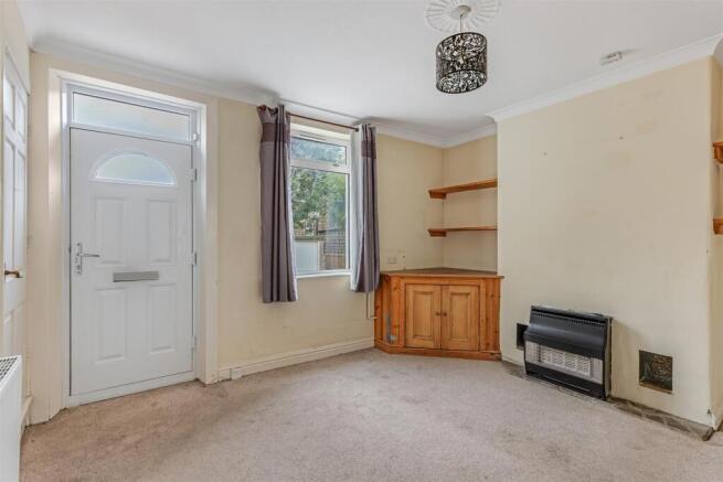 2 bed Terraced for sale Image 3