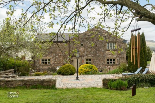 Elliott Barn