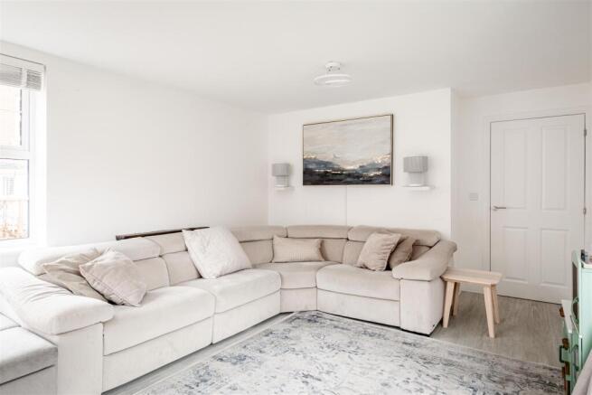 25 Sophia Place-9.jpg