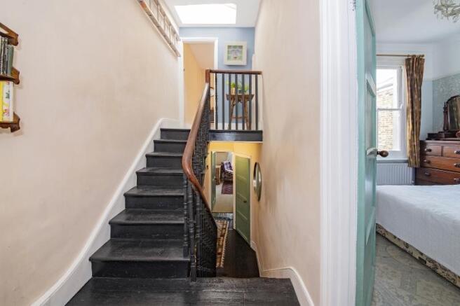 Upstairs hallway/...