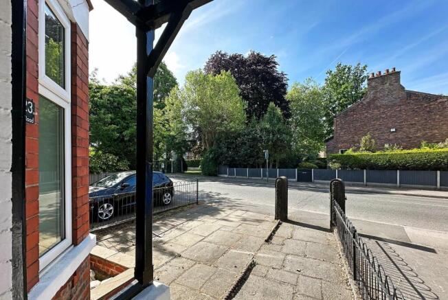 Hale Road, Hale photo 4