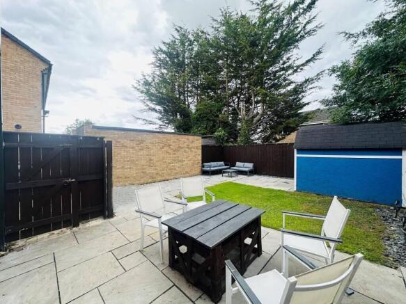 3 bed Semi-Detached to rent Image 4