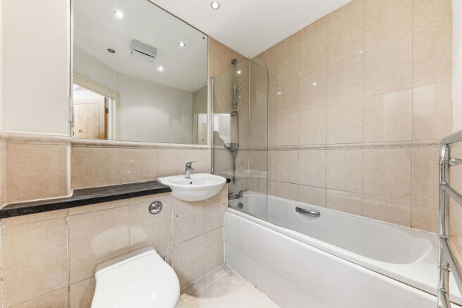 2 bed Apartment for sale Image 8
