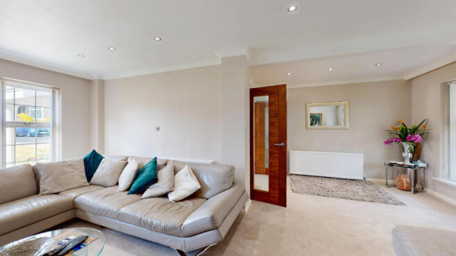 4 bed Detached for sale Image 6