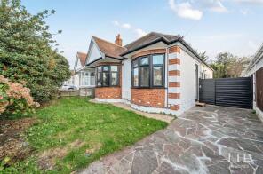 30, Adelaide Gardens, Romford RM6 6SS