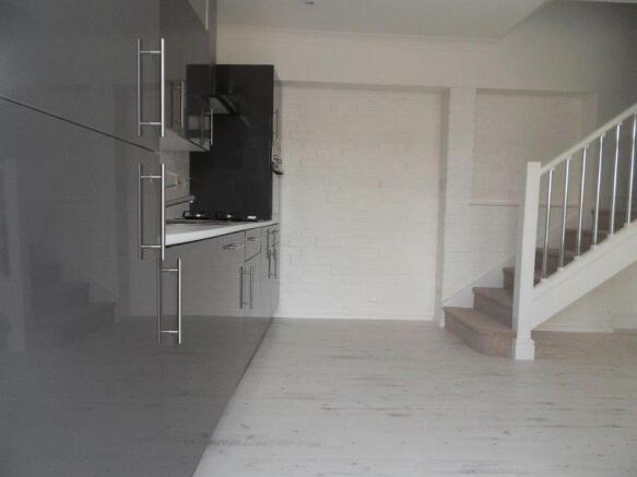 Kitchen/Living...