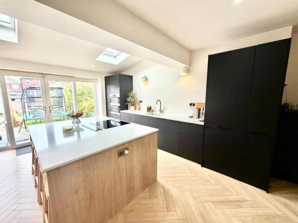 Fitted Dining Kitchen: