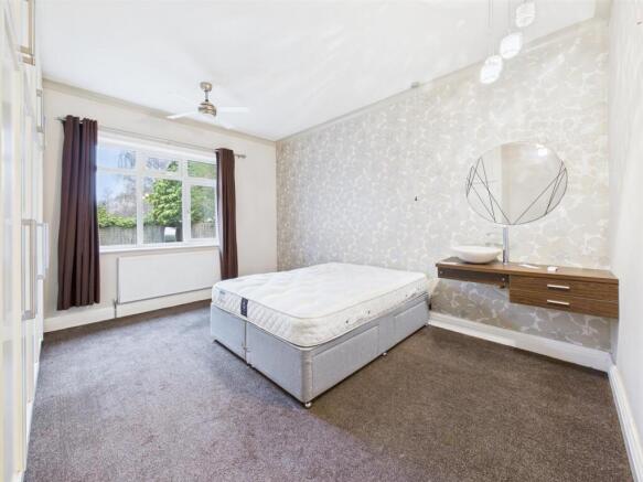 3 bed Detached Bungalow for sale Image 7