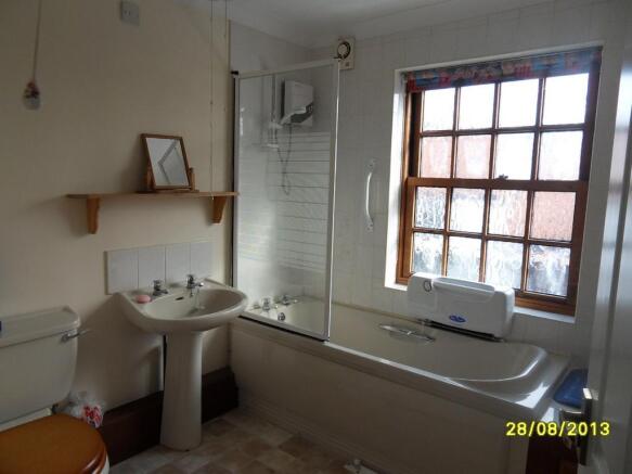 Photo 6