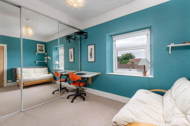 6 bed Village House for sale Image 8