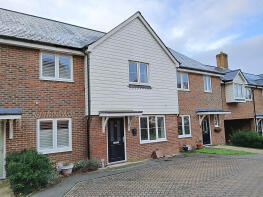 32, Bowling Lane, Billingshurst RH14 9FT
