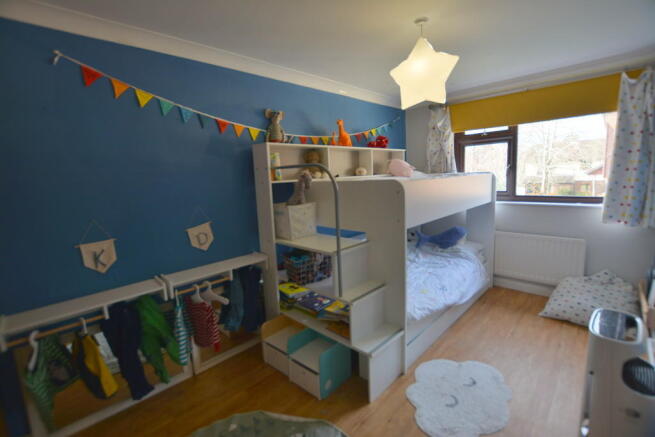 Photo 9