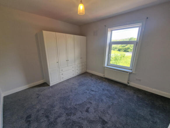 2 bed Terraced to rent Image 7