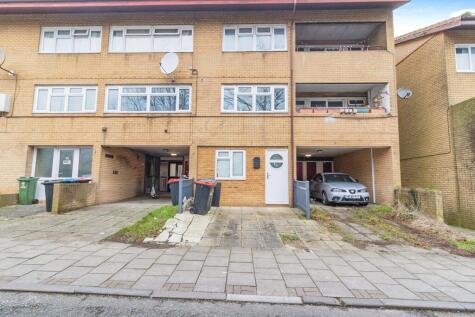 Ramsons Avenue, Conniburrow, Milton Keynes, MK14