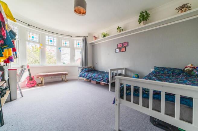 29 earls Court_16
