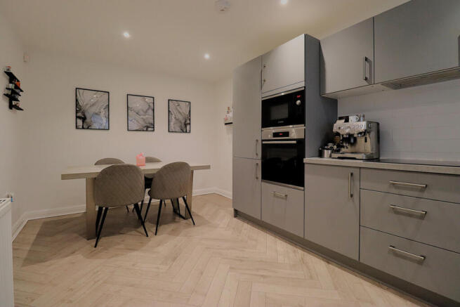 3 bed Detached for sale Image 4