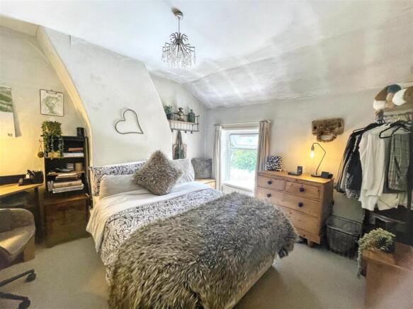 2 bed Terraced for sale Image 9