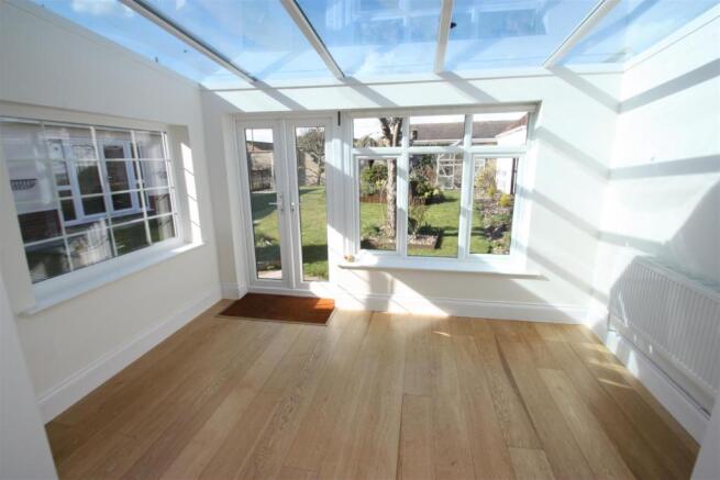 136 Netherhampton Ro