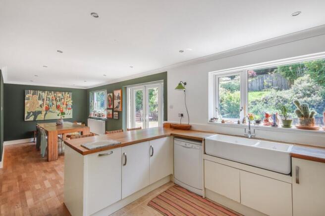 Kitchen/Dining Rm