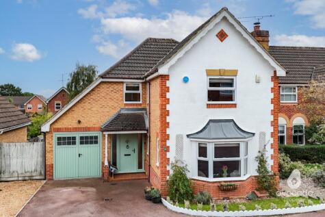 Jay Close, Lower Earley, RG6