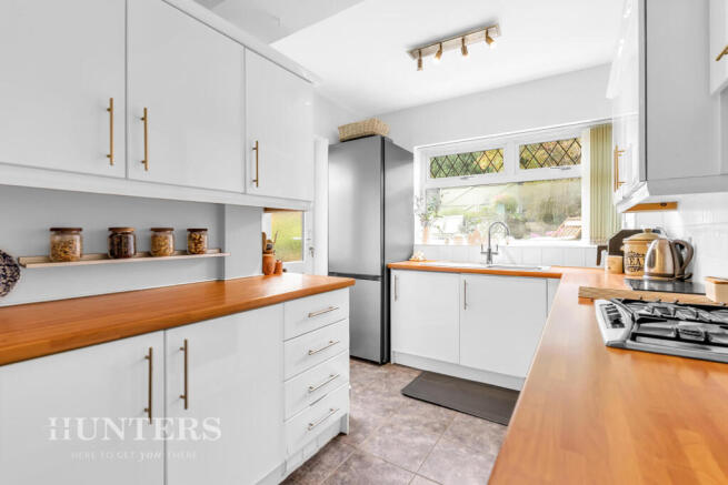 2 bed Town House for sale Image 9