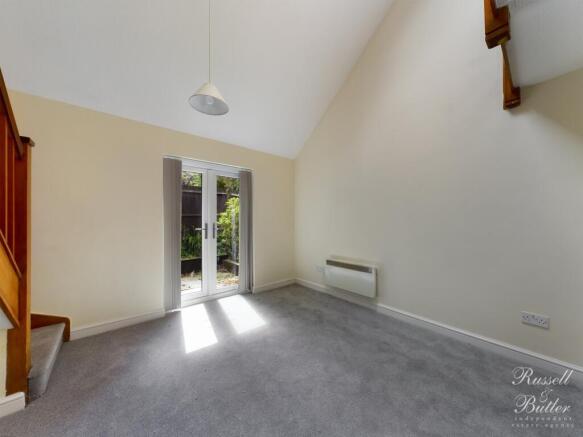 CAM00829P1-PR0181-STILL08