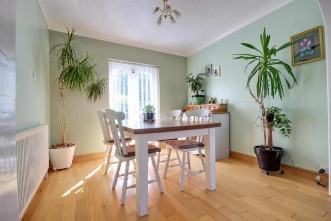 15 Grange Drive (16).jpg