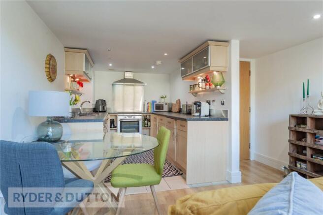 Kitchen Dining Area