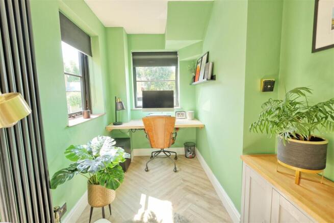 OFFICE/STUDY
