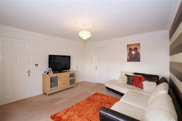 Lounge leading to Kitchen / Dining Room