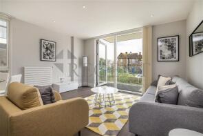 Flat 8, Hamond Court, Queenshurst Square, Kingston Upon Thames KT2 5FU