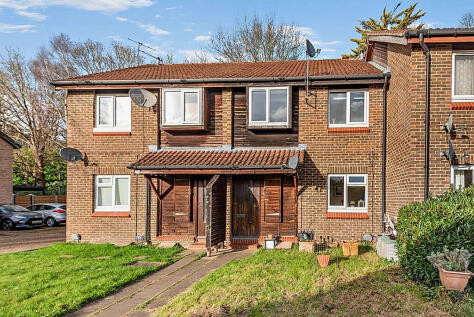 12 Willowmead Close, Woking, GU21 3DW