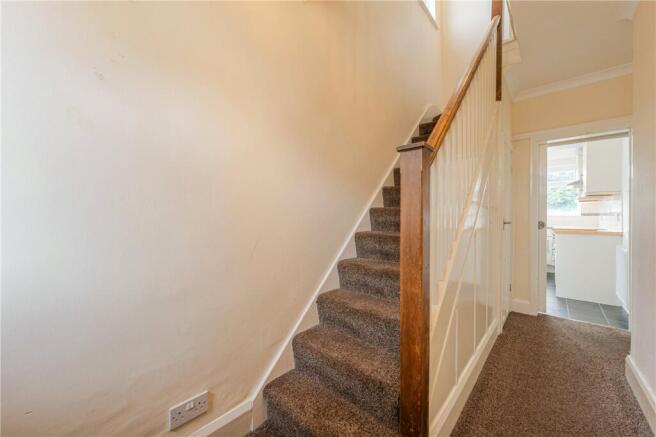 Kinross Road, Leamington Spa, Warwickshire, CV32 photo 4