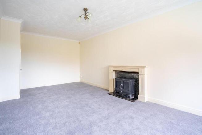 2 bed Semi-Detached Bungalow for sale Image 4