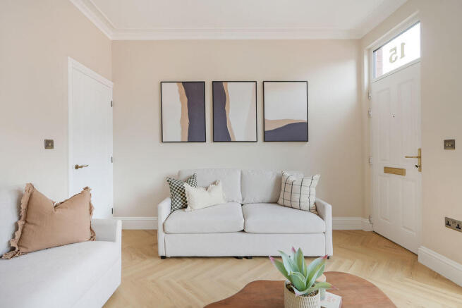 3 bed Terraced for sale Image 6