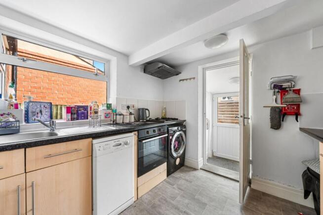 3 bed Terraced for sale Image 4