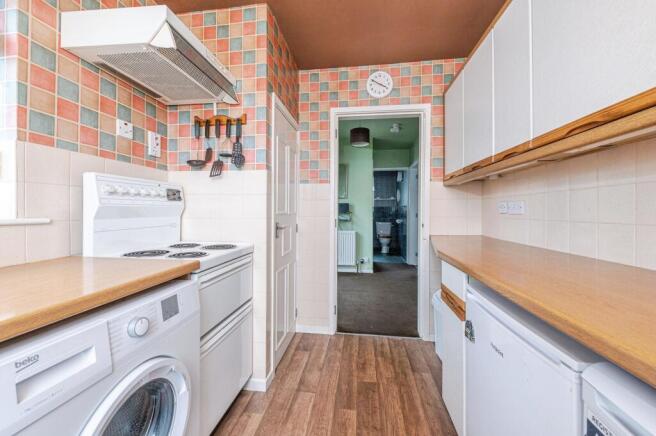 2 bed Semi-Detached for sale Image 7