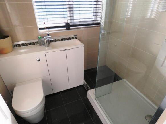Shower Room.JPG