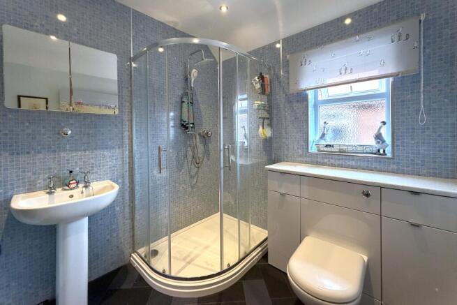 3 bed Semi-Detached for sale Image 10