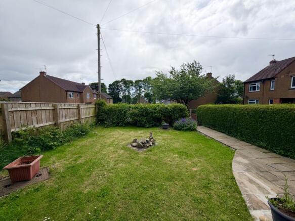 3 bed Terraced for sale Image 10