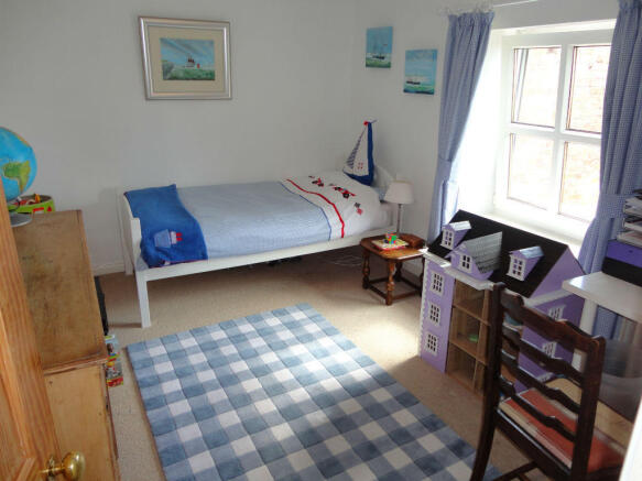 Photo 6