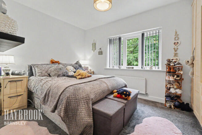 2 bed Semi-Detached for sale Image 11