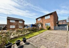 33, Bryn Rhyg, Upper Colwyn Bay, Colwyn Bay LL29 6DP