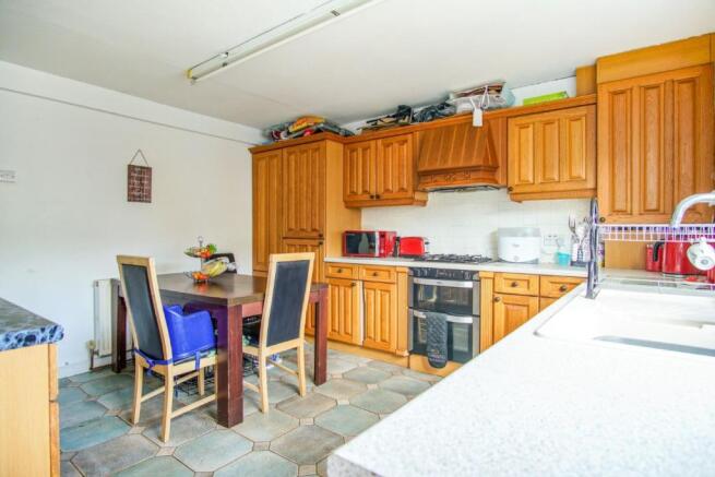 Kitchen/diner-pic 2