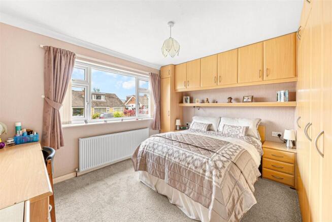 2 bed Detached Bungalow for sale Image 12
