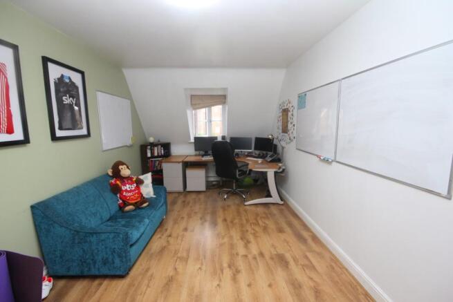 Photo 16