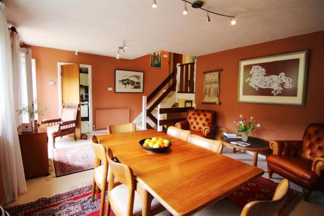Dining Room 2.JPG