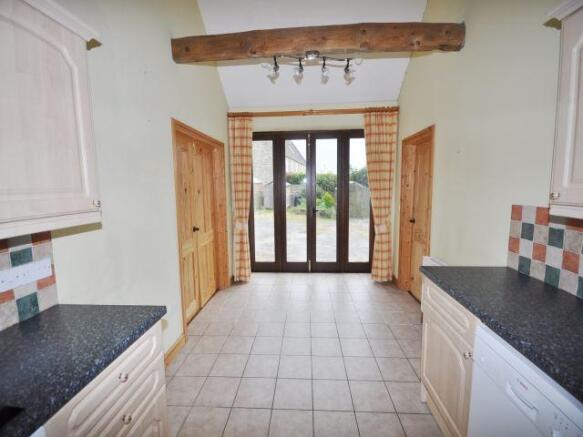 Kitchen/Dining